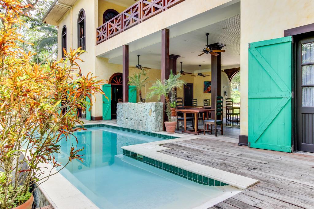 Colonial Suite @ Mahogany Hall San Ignacio Εξωτερικό φωτογραφία